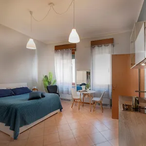 Italianflat - Rentroom Old Town - 200mt To Arena Pensjonat